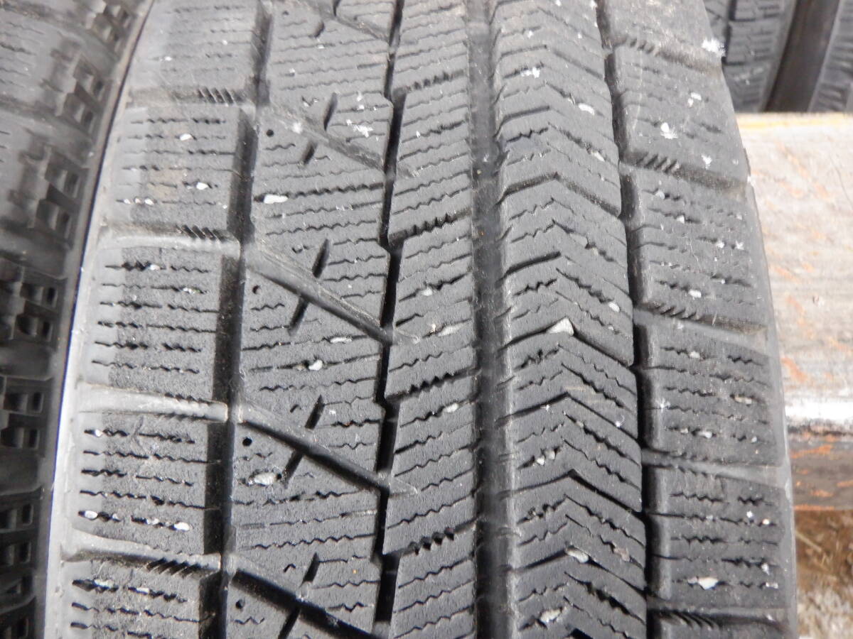 北海道送料770円/1本～　国産タイヤ ブリヂストン　ブリザック　VRX 155/65R14 4本バリ物 　スタッドレス　スノータイヤ　冬タイヤ_画像2