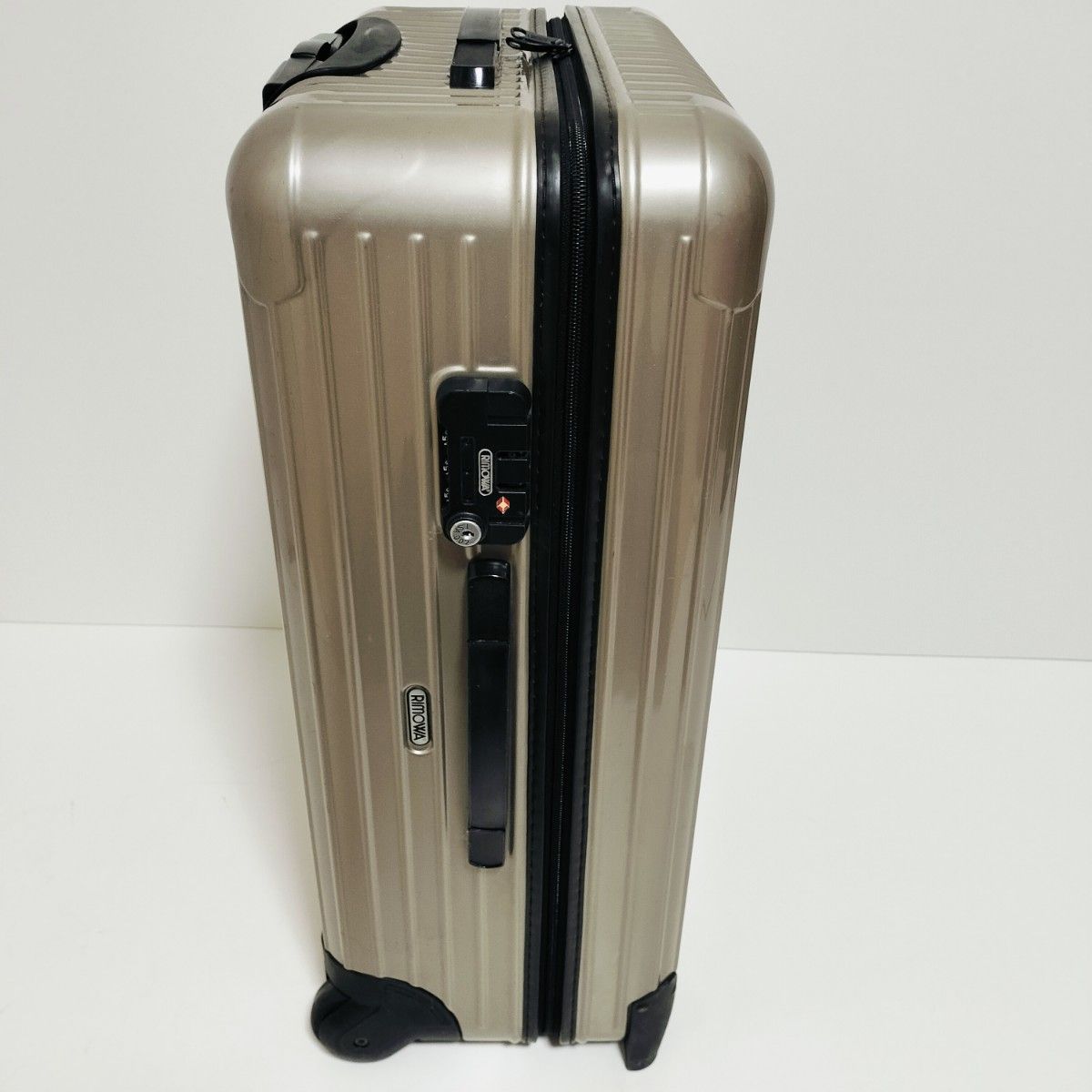 美品】リモワ サルサ RIMOWA SALSA 63L シャンパンゴールド 美品】リモワ サルサ RIMOWA SALSA 63L シャンパンゴールド