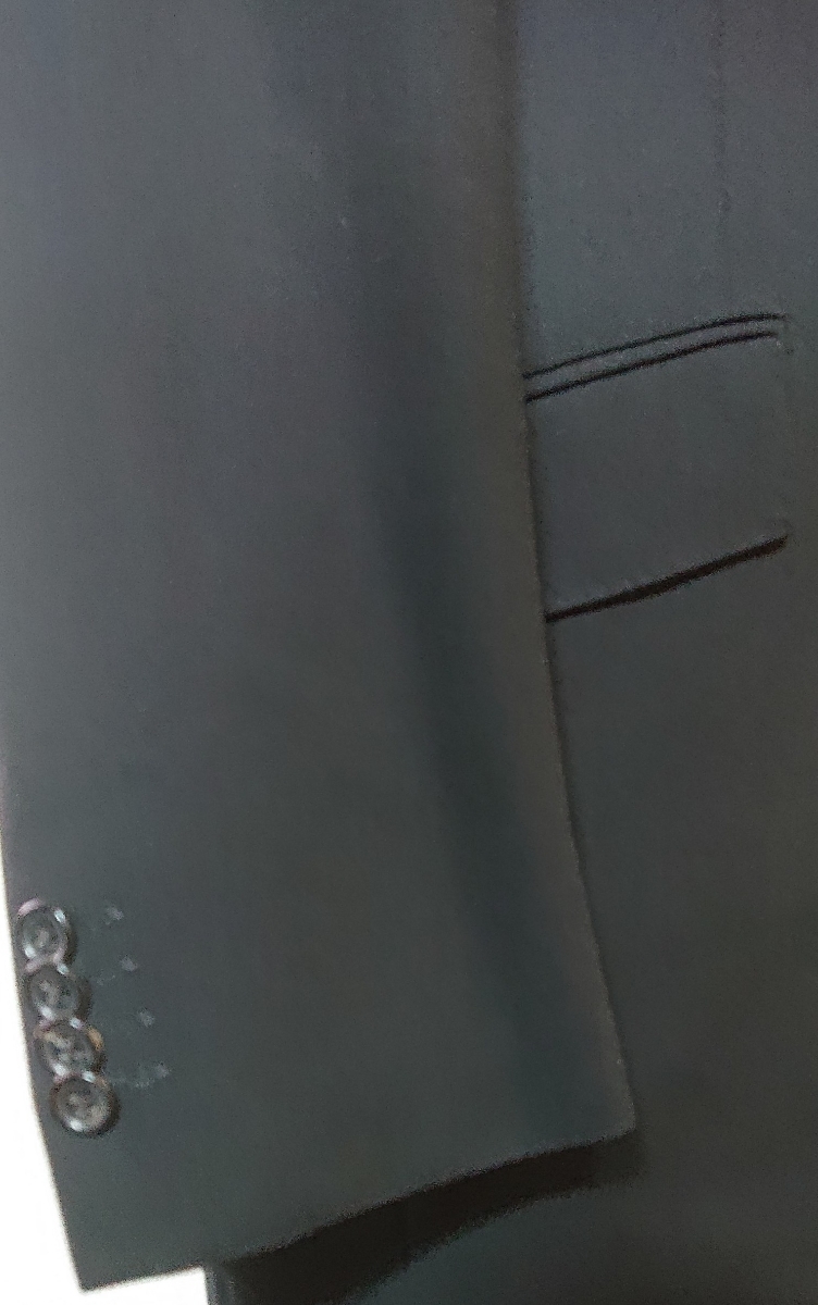送料無料！〈A9〉SALE！秋冬メンズ2つ釦スーツ ノータック 黒 紳士服 新品 シングル ビジネススーツ ウエスト89cm トールサイズ_画像3