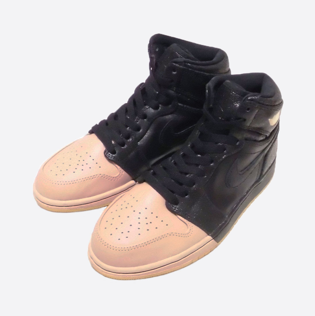 ★SALE★NIKE/ナイキ★WMNS Air Jordan 1 Retro High Premium (Black/Metallic Gold-Vachetta Tan/7/24cm)_画像2