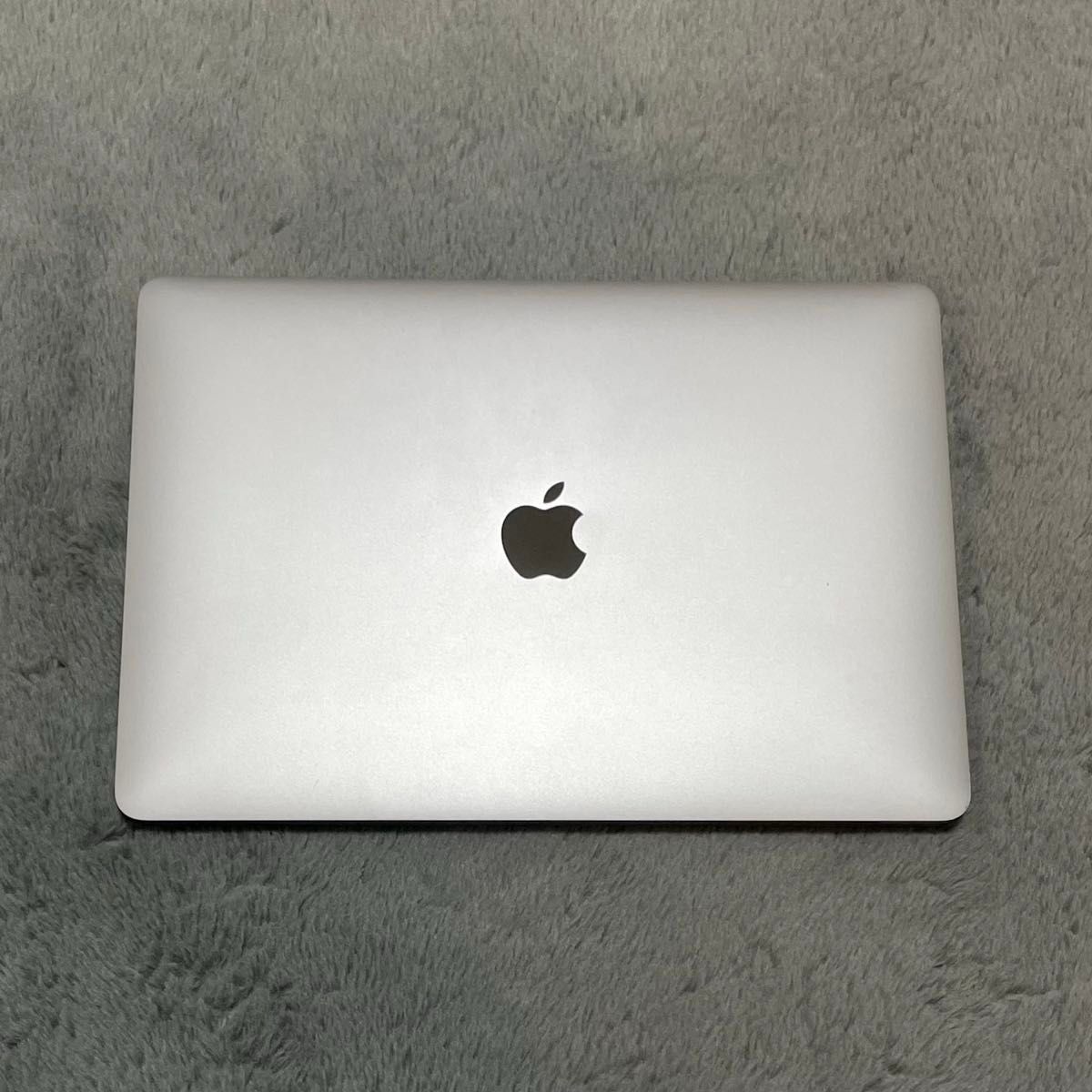 Apple M1 MacBook Air 8GB 256GB MacBook Apple M1 MacBook Air 8GB 256GB MacBook