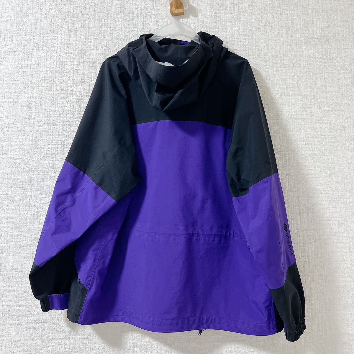 NIKE ACG GORE-TEX マウンテンパーカー 黒/紫|Yahoo!フリマ(旧 NIKE ACG GORE-TEX マウンテンパーカー 黒/紫|Yahoo!フリマ(旧
