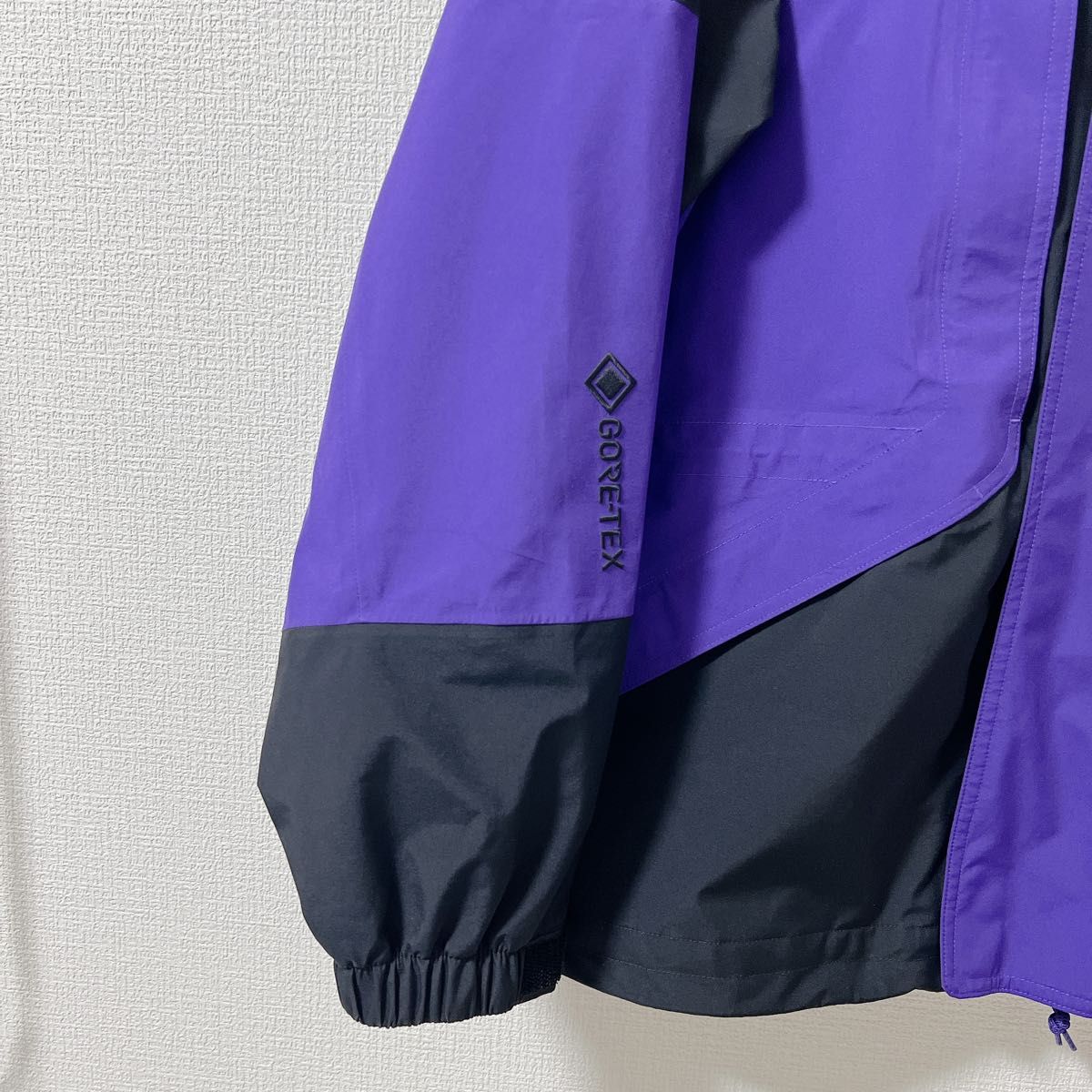 NIKE ACG GORE-TEX マウンテンパーカー 黒/紫|Yahoo!フリマ(旧 NIKE ACG GORE-TEX マウンテンパーカー 黒/紫|Yahoo!フリマ(旧