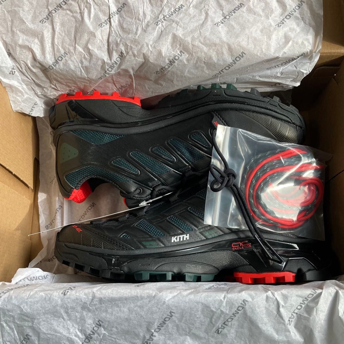 KITH × Salomon XT-4K BlackScarab Fiery 26㎝ サロモン キス KITH × Salomon XT-4K BlackScarab Fiery 26㎝ サロモン キス