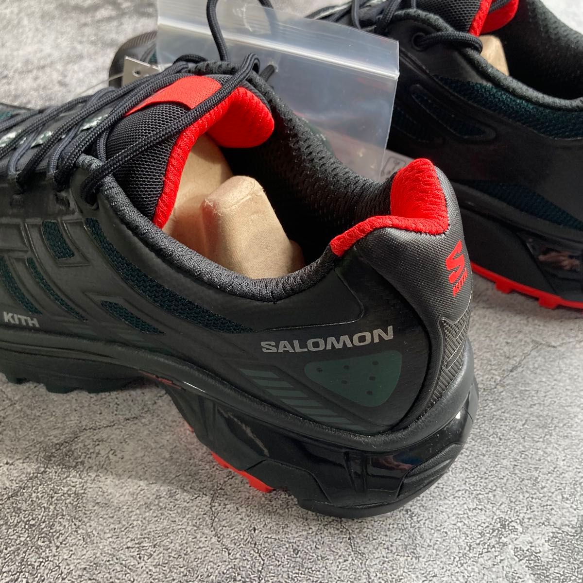 KITH × Salomon XT-4K BlackScarab Fiery 26㎝ サロモン キス KITH × Salomon XT-4K BlackScarab Fiery 26㎝ サロモン キス