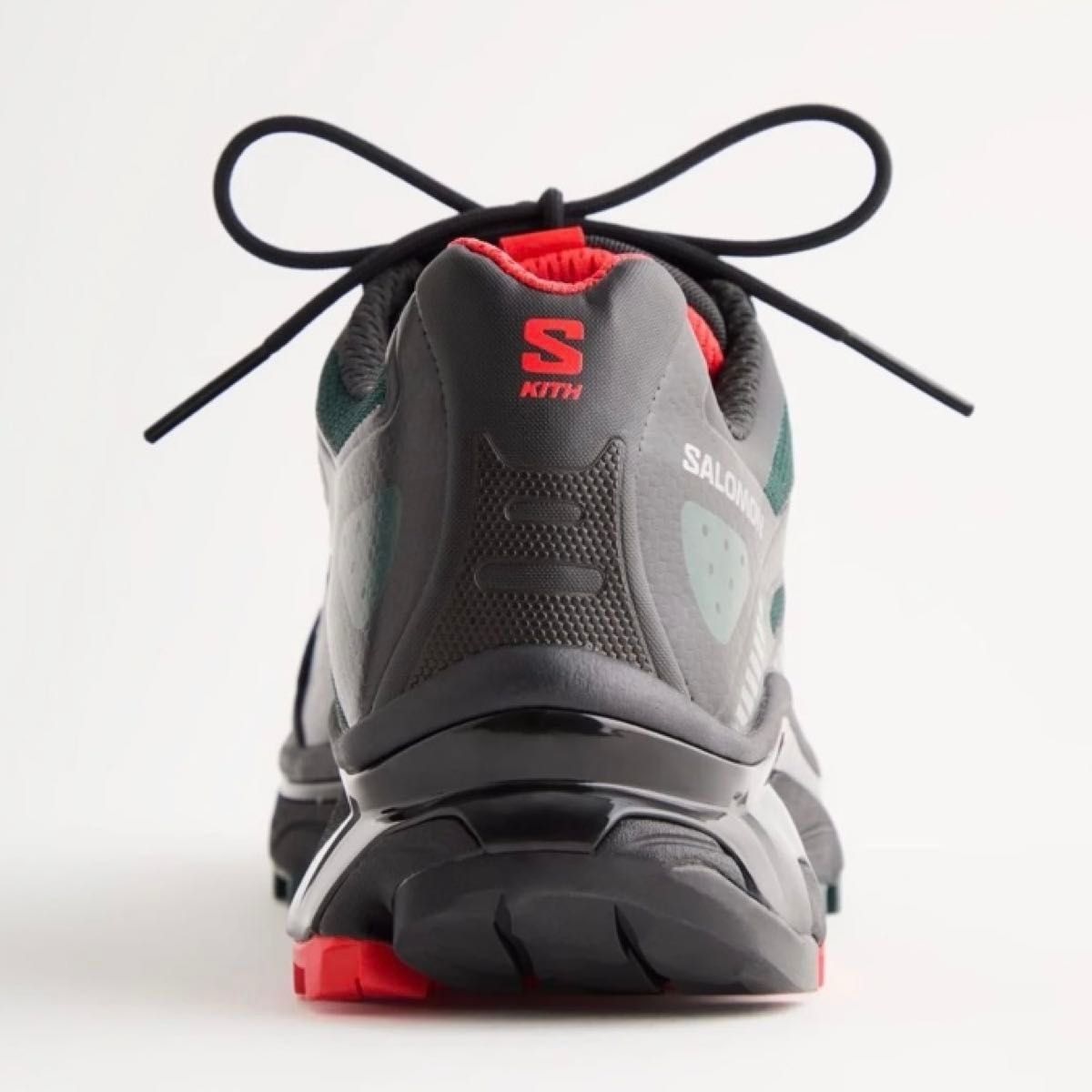 KITH × Salomon XT-4K BlackScarab Fiery 26㎝ サロモン キス KITH × Salomon XT-4K BlackScarab Fiery 26㎝ サロモン キス