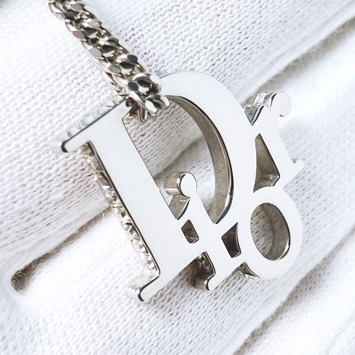 極美品 ディオール dior CD ネックレス シルバー メンズ ON292 極美品 ディオール dior CD ネックレス シルバー メンズ ON292