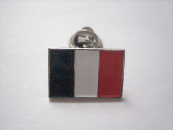 ピンバッジ　トリコロール　国旗　フランス_画像1