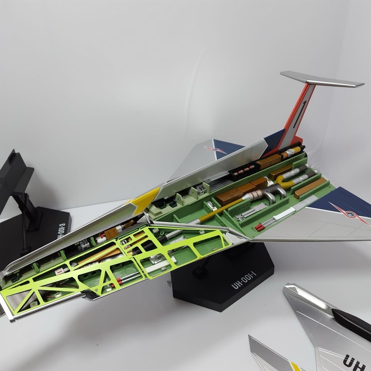 ディアゴスティーニ ウルトラホーク1号 1〜110巻 作製品 ディアゴスティーニ ウルトラホーク1号 1〜110巻 作製品