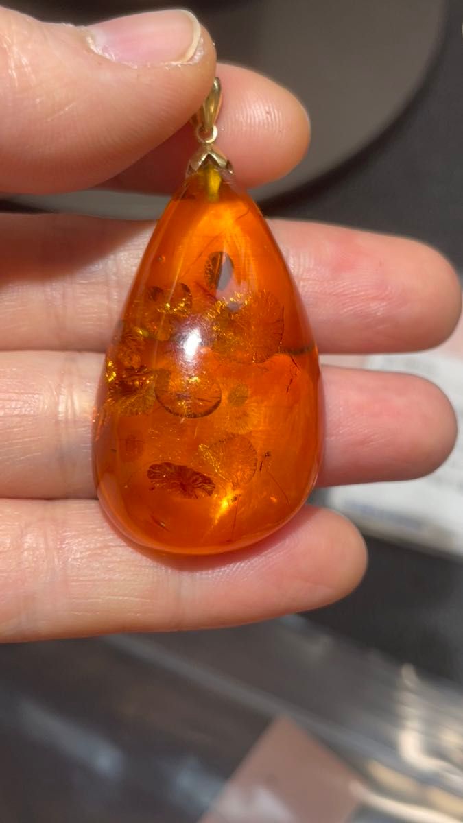 18k,天然琥珀ペンダントトップ