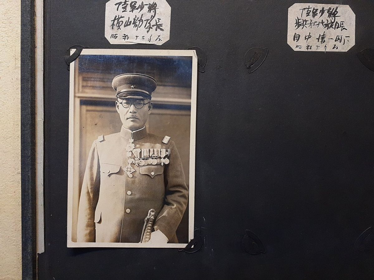 2)満州支那事変記念写真帳「在営記念写真帖」1冊 歩兵75連隊 2)満州支那事変記念写真帳「在営記念写真帖」1冊 歩兵75連隊