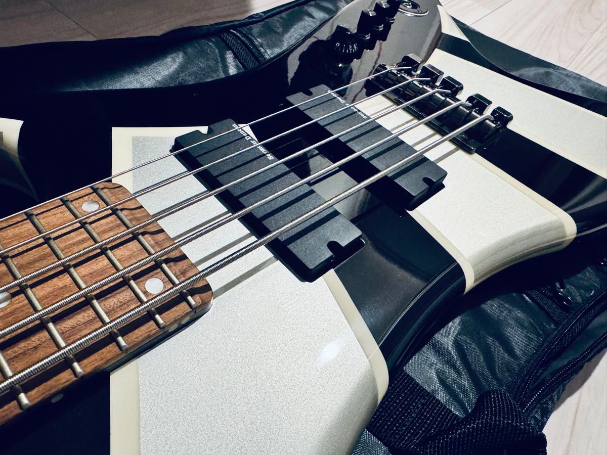 Edwards エドワーズ E-TT TRICK STAR Toshiya Dir en grey BASS Edwards エドワーズ E-TT TRICK STAR Toshiya Dir en grey BASS