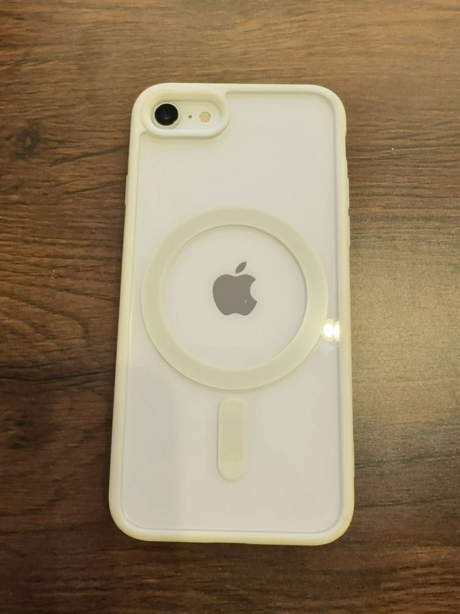 【美品】iPhoneSE 第2世代 iPhone SE2 64GB 白 ホワイト 【美品】iPhoneSE 第2世代 iPhone SE2 64GB 白 ホワイト