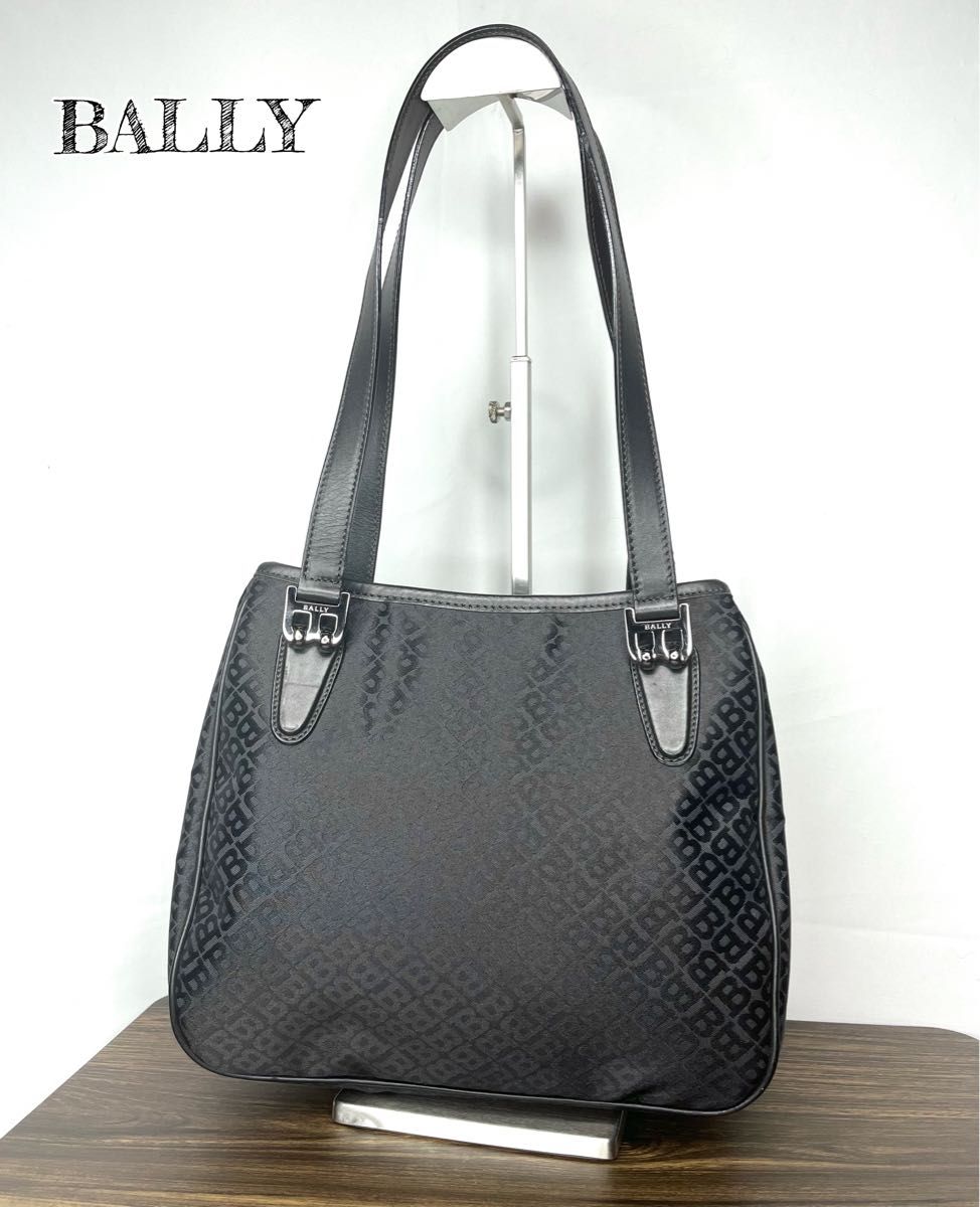 美品 BALLY バリー Bロゴ総柄 トートバッグ 黒 ブラック 肩掛け 美品 BALLY バリー Bロゴ総柄 トートバッグ 黒 ブラック 肩掛け