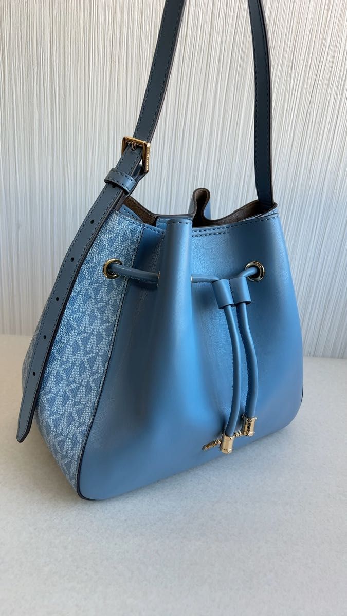 MICHAEL KORS ショルダーバッグ 巾着型 クロスボディ