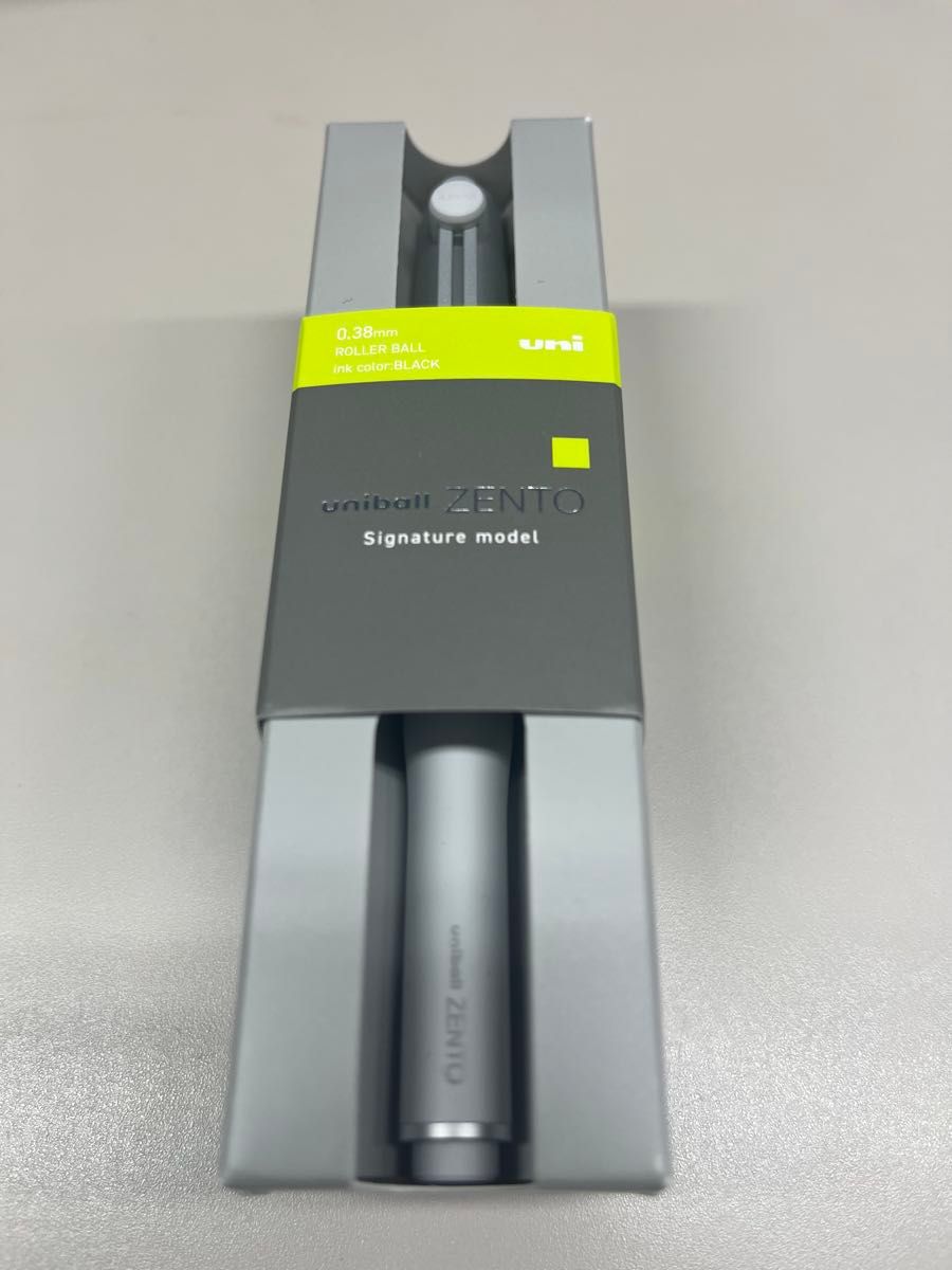 ユニボール ゼント シグニチャーモデル 0 38mm シルバー|Yahoo ユニボール ゼント シグニチャーモデル 0 38mm シルバー|Yahoo