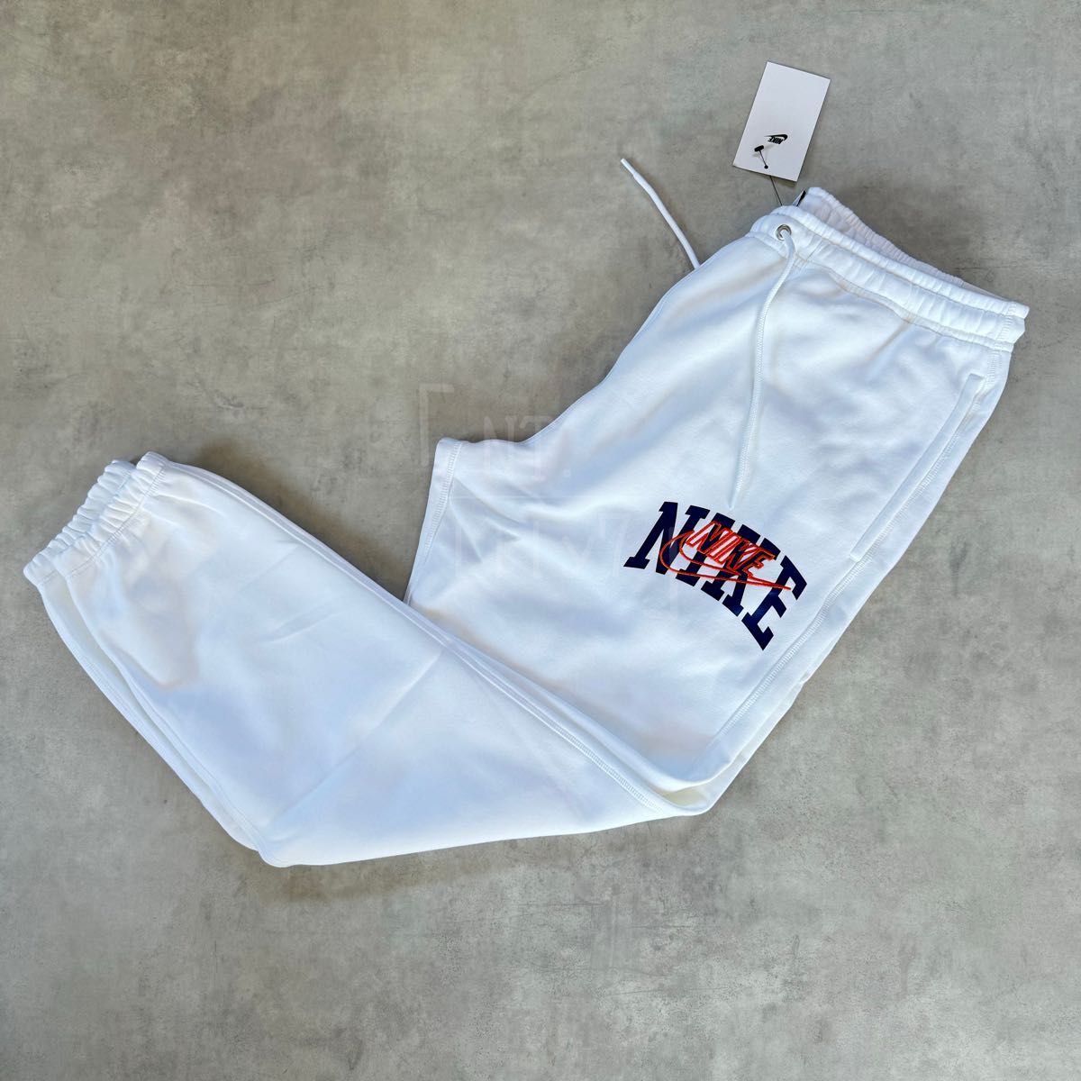 ホワイト NIKE トレーナー ジョガーパンツ フリース スウェット ホワイト NIKE トレーナー ジョガーパンツ フリース スウェット