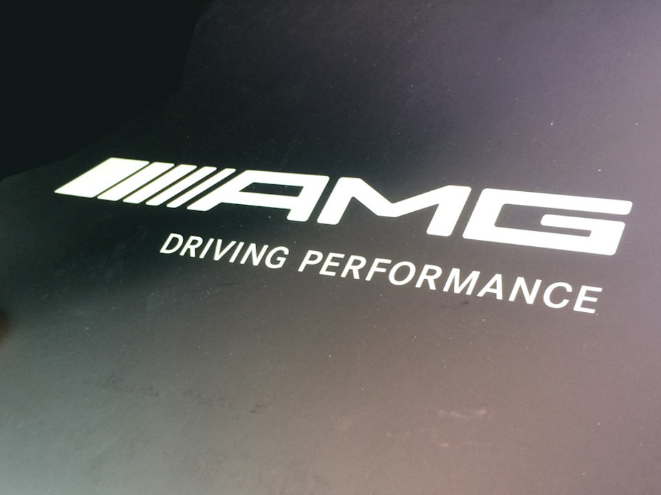 ドイツ製　メルセデス　ベンツ　AMG　ブラックアップル ホイールセンターキャップ　Sクーペ　C217　１台分(４個)_画像2