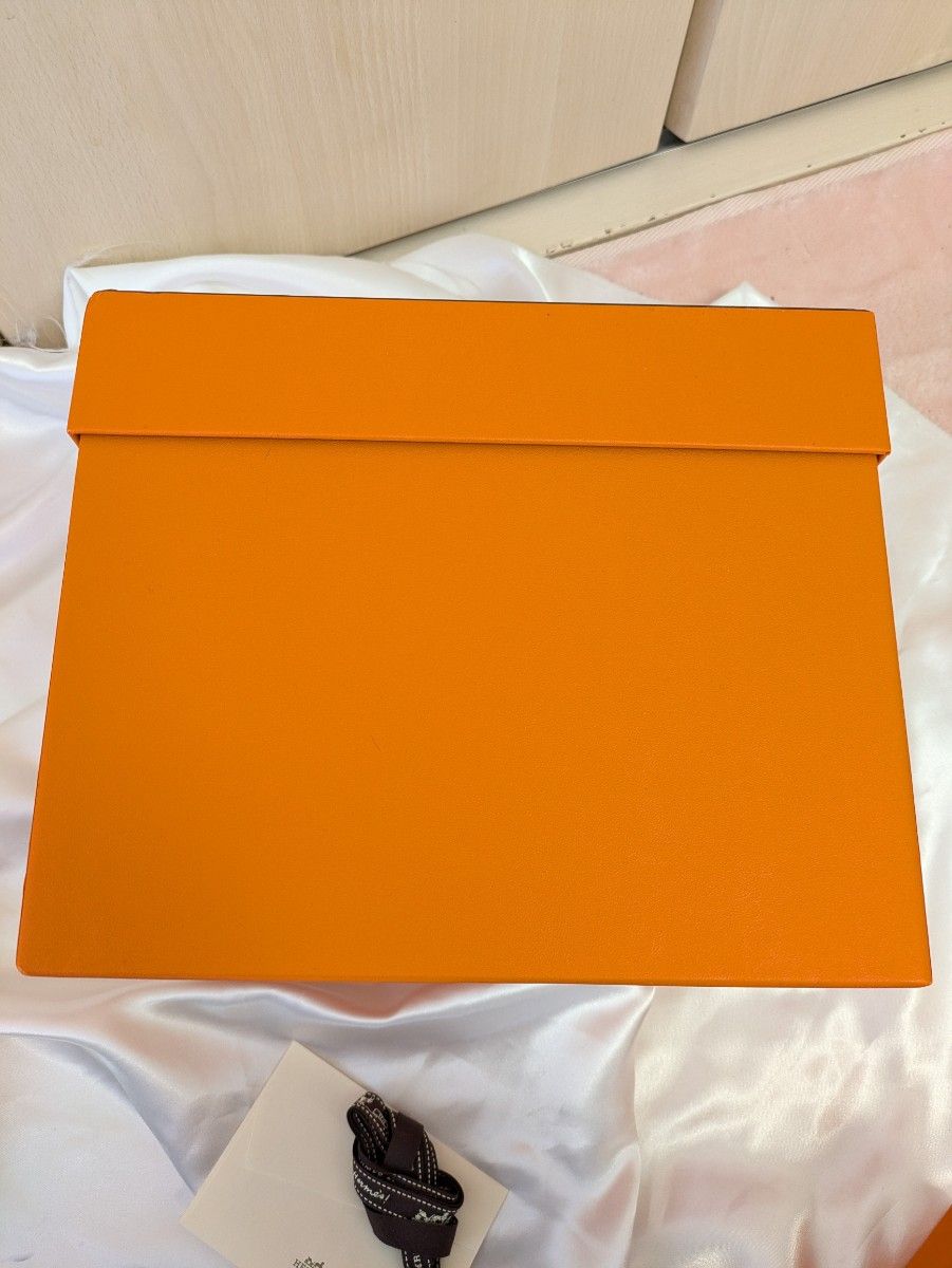 エルメス HERMES 空箱 125 ピコタンPM 保存箱 空き箱 化粧箱 エルメス HERMES 空箱 125 ピコタンPM 保存箱 空き箱 化粧箱