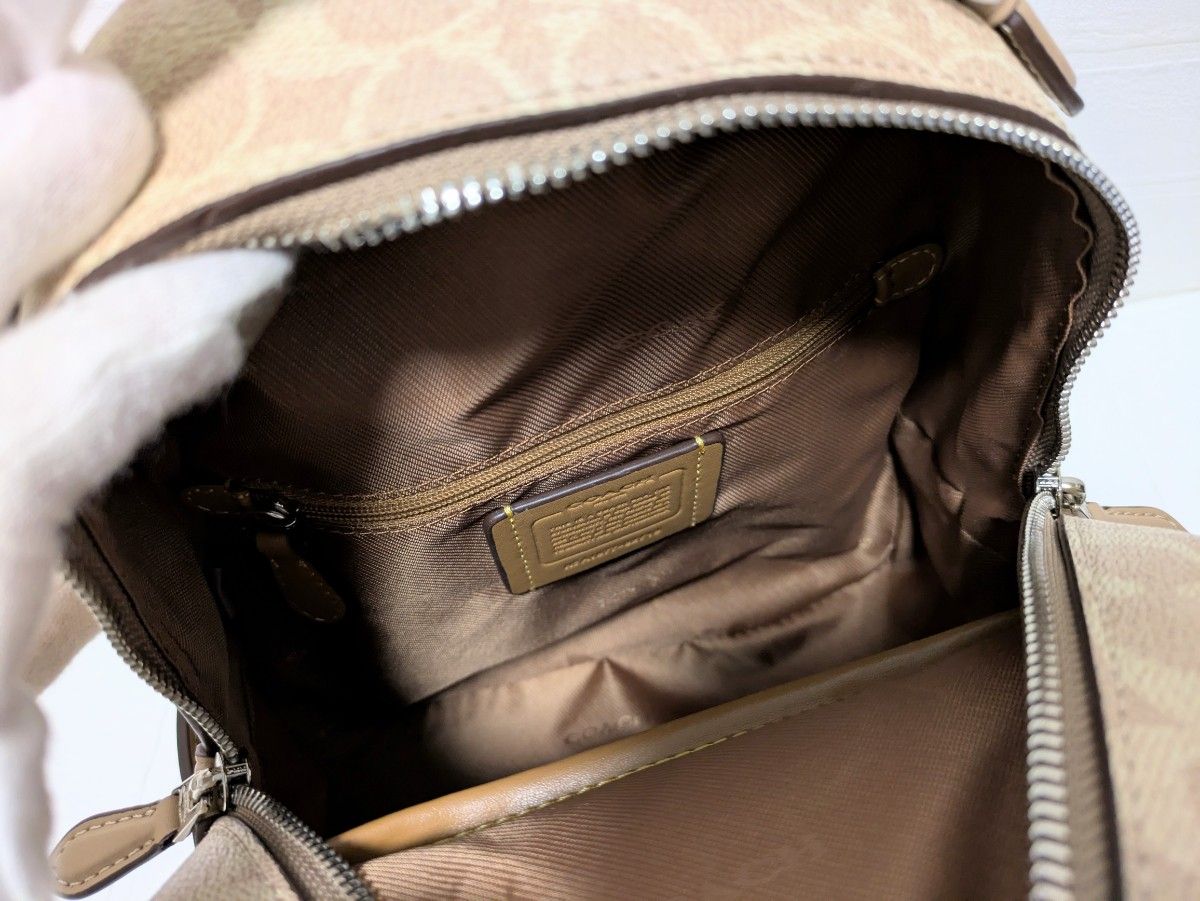 新品未使用】COACH/コーチ バックパック シグネチャー リュック 新品未使用】COACH/コーチ バックパック シグネチャー リュック