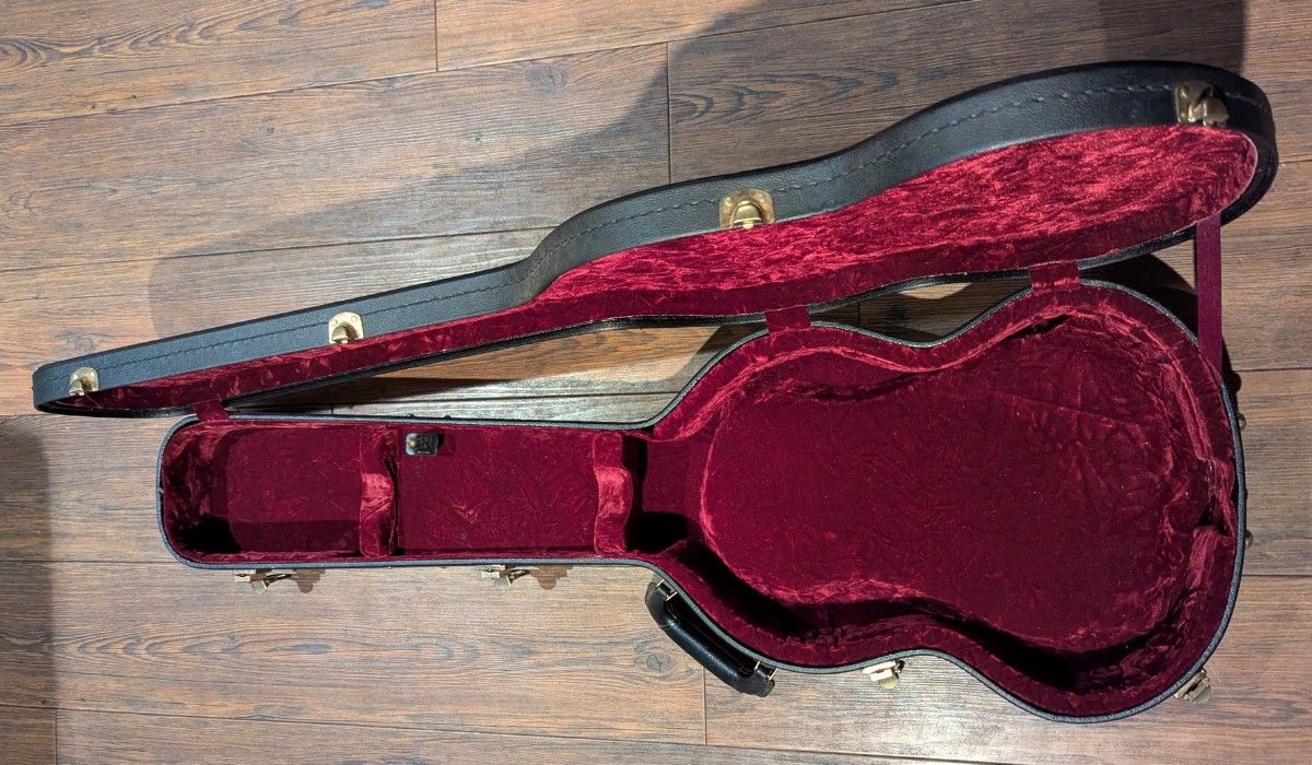 SG用 ギブソン・カスタム・ショップ ハードケース Gibson USA SG用 ギブソン・カスタム・ショップ ハードケース Gibson USA
