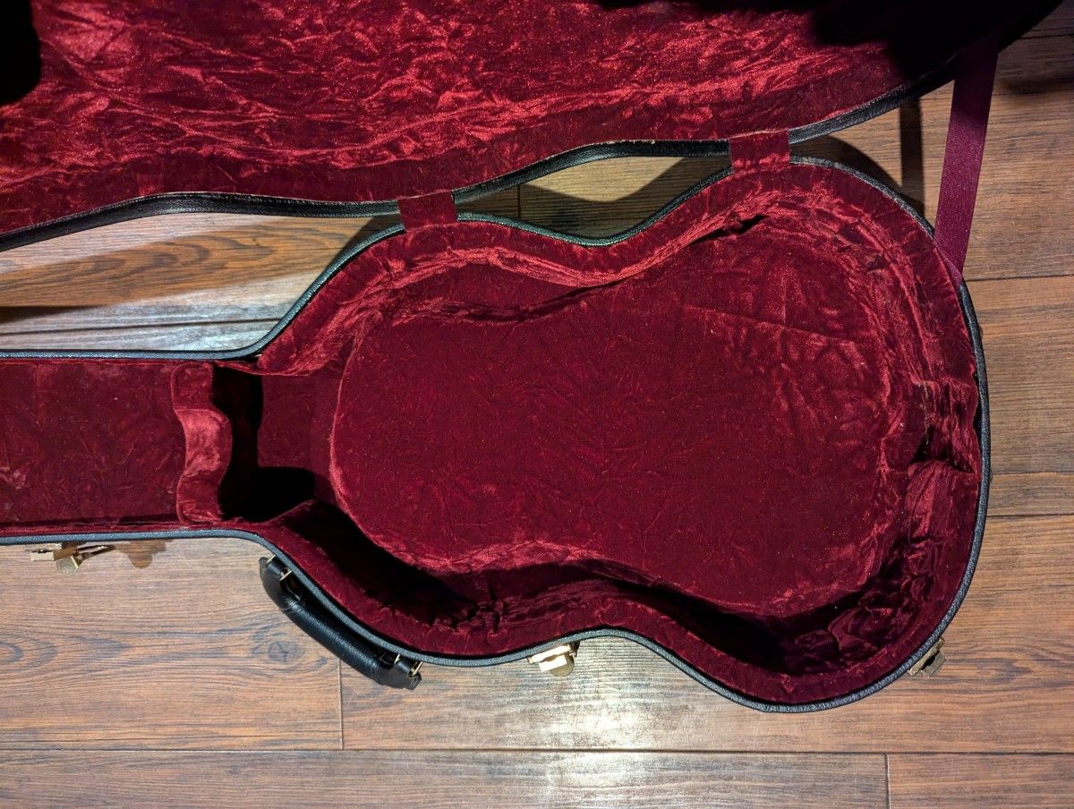SG用 ギブソン・カスタム・ショップ ハードケース Gibson USA SG用 ギブソン・カスタム・ショップ ハードケース Gibson USA