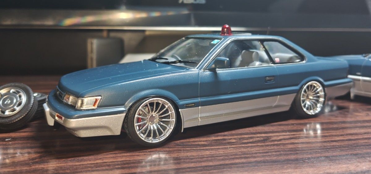 アオシマ あぶない刑事 港302号 日産レパードF31後期 アオシマ あぶない刑事 港302号 日産レパードF31後期