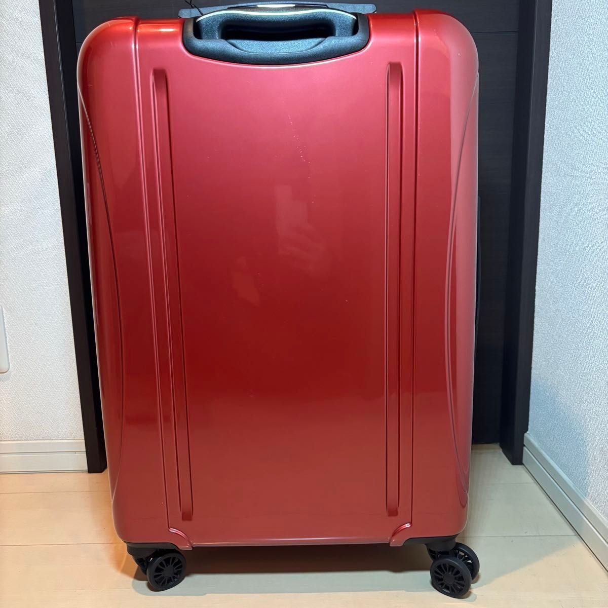 デルセー（DELSEY）ヘリウムエアロ スーツケース73-81L Mサイズ