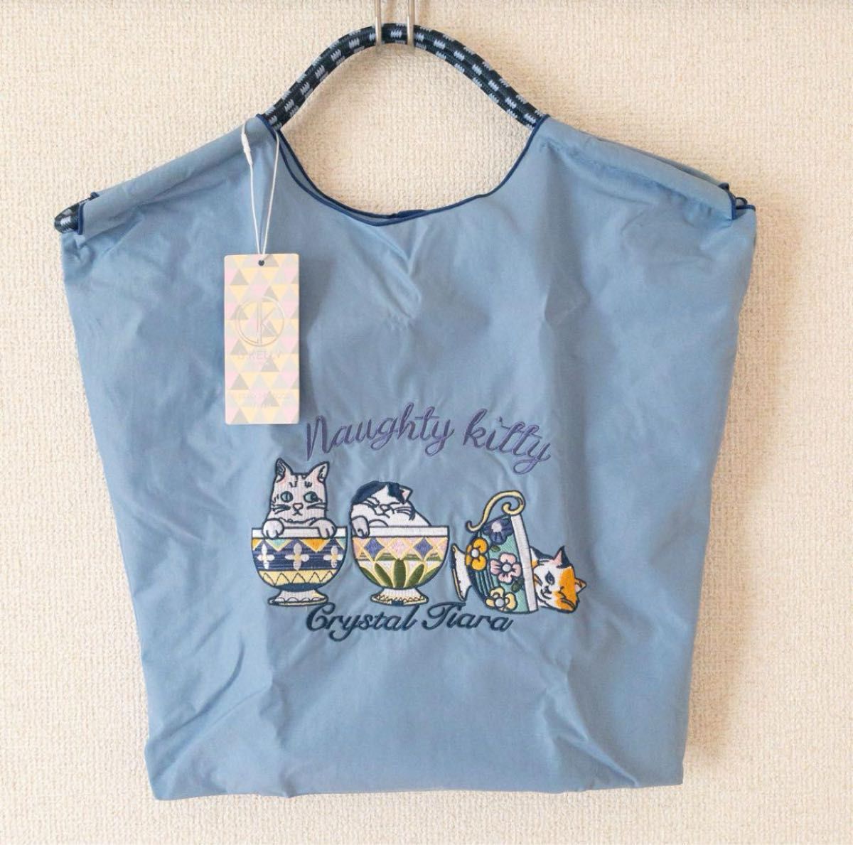 新品未使用】可愛い 刺繍 トートバッグ 猫 ねこ エコバッグ 新品未使用】可愛い 刺繍 トートバッグ 猫 ねこ エコバッグ