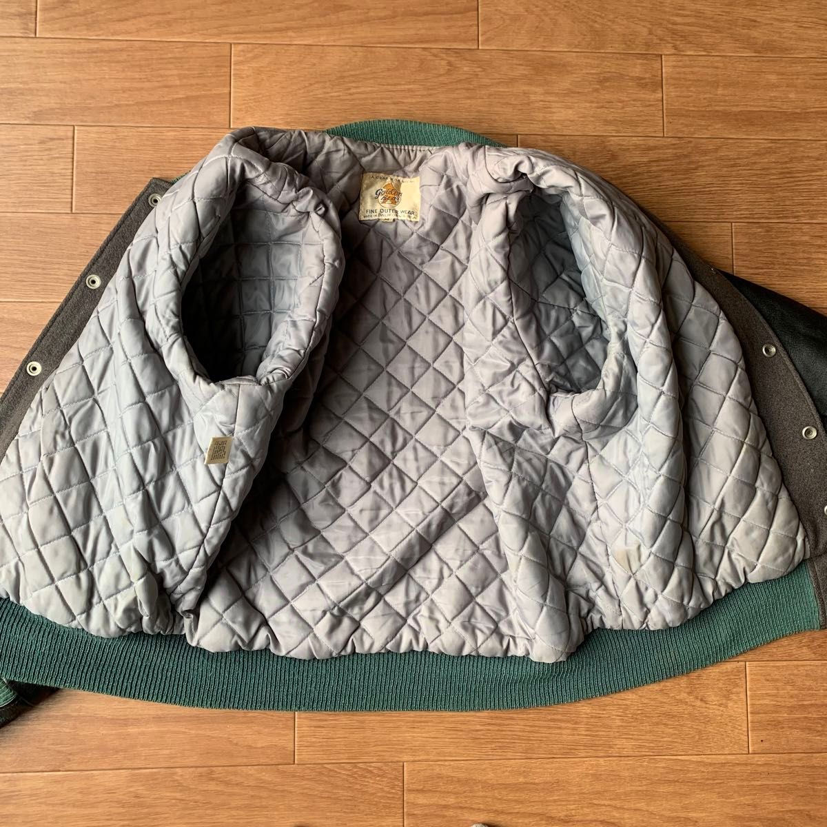 70s - 80s 白タグ Golden Bear ゴールデンベア スタジャン 袖革 70s - 80s 白タグ Golden Bear ゴールデンベア スタジャン 袖革