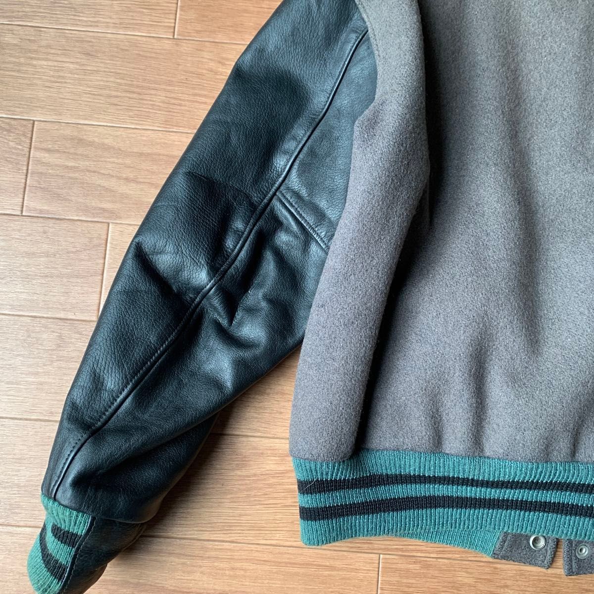 70s - 80s 白タグ Golden Bear ゴールデンベア スタジャン 袖革 70s - 80s 白タグ Golden Bear ゴールデンベア スタジャン 袖革
