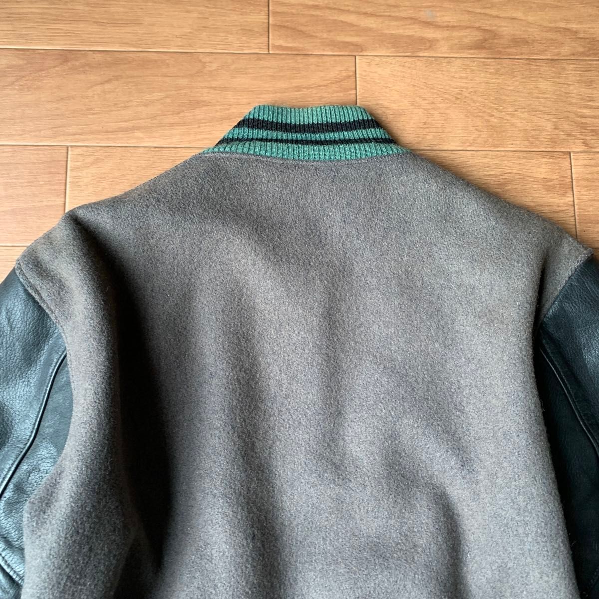 70s - 80s 白タグ Golden Bear ゴールデンベア スタジャン 袖革 70s - 80s 白タグ Golden Bear ゴールデンベア スタジャン 袖革