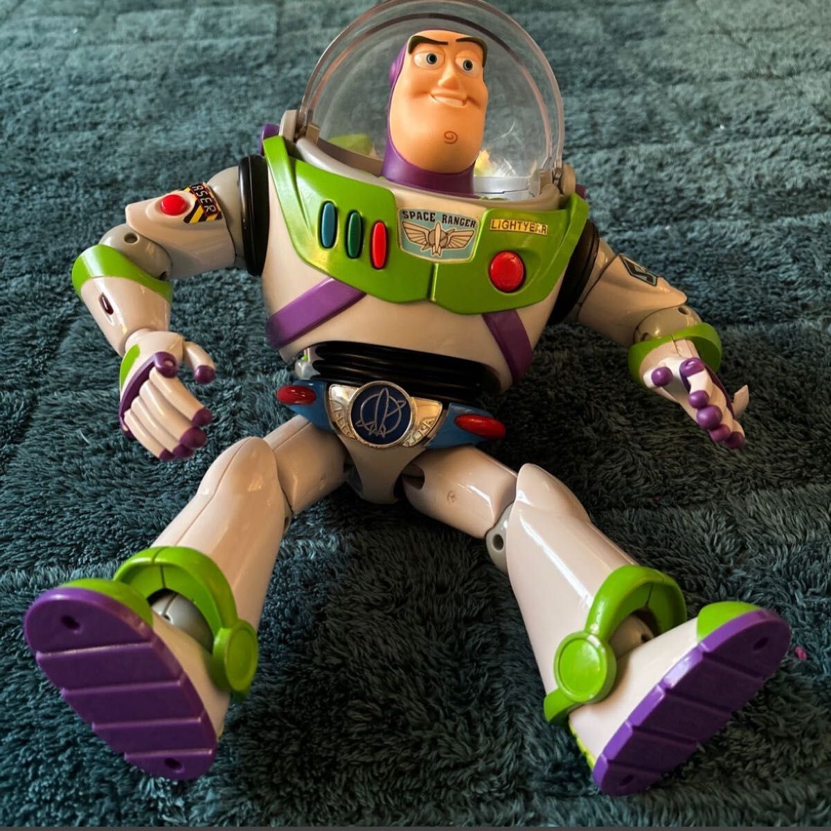 TOY STORY AND BEYOND! TALKING BUZZ LIGHTYEAR 未開封 ※電池 TOY STORY AND BEYOND! TALKING BUZZ LIGHTYEAR 未開封 ※電池