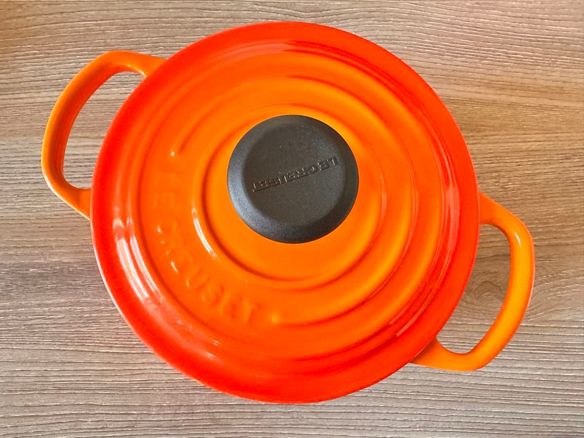 ル・クルーゼ(Le Creuset) 鋳物 ホーロー 鍋ココット・ロンド ル・クルーゼ(Le Creuset) 鋳物 ホーロー 鍋ココット・ロンド