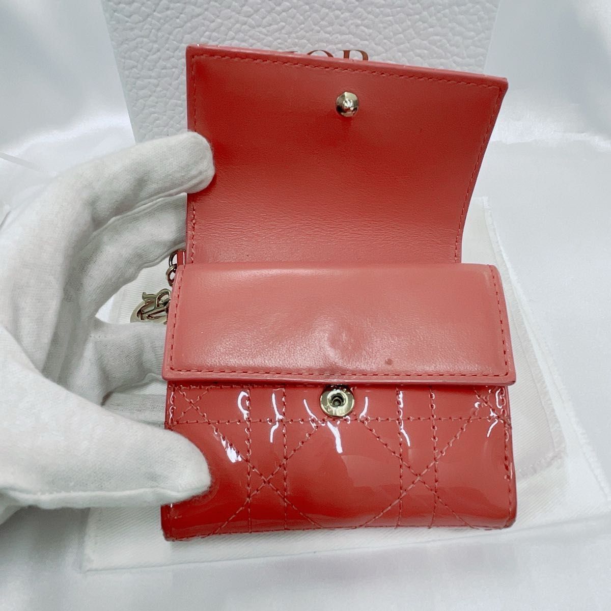 Dior ディオール レディディオール 三つ折り財布 ロータス Dior ディオール レディディオール 三つ折り財布 ロータス