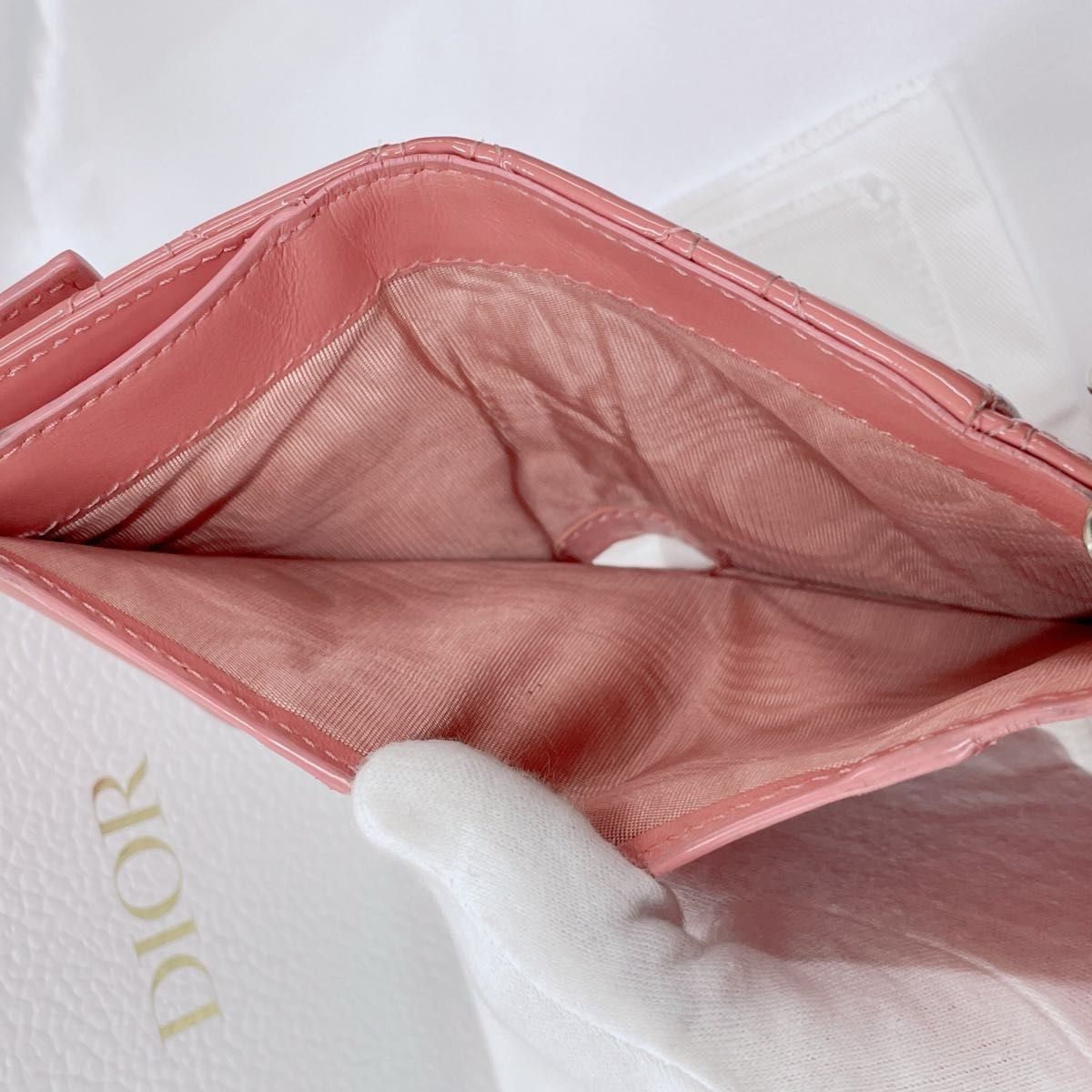 Dior ディオール レディディオール 三つ折り財布 ロータス Dior ディオール レディディオール 三つ折り財布 ロータス