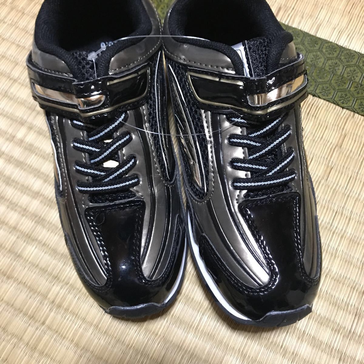 ヤフオク 19センチ スニーカー 靴 新品 美品 未使用品 キ ヤフオク 19センチ スニーカー 靴 新品 美品 未使用品 キ