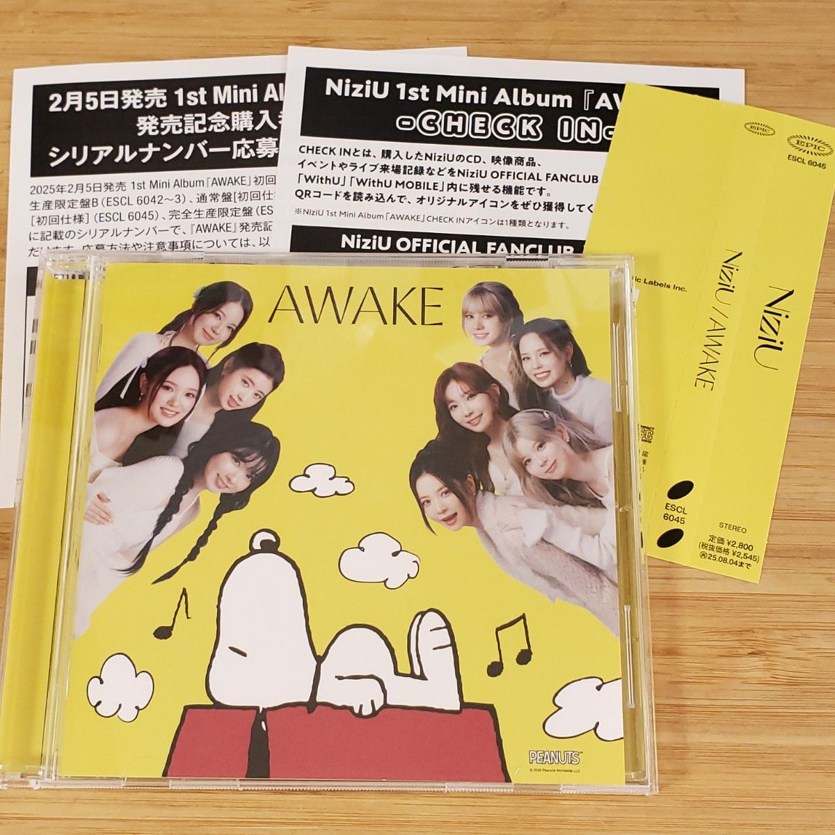NiziU AWAKE 完全限定生産盤 シリアルナンバー入りチラシ+トレカ NiziU AWAKE 完全限定生産盤 シリアルナンバー入りチラシ+トレカ