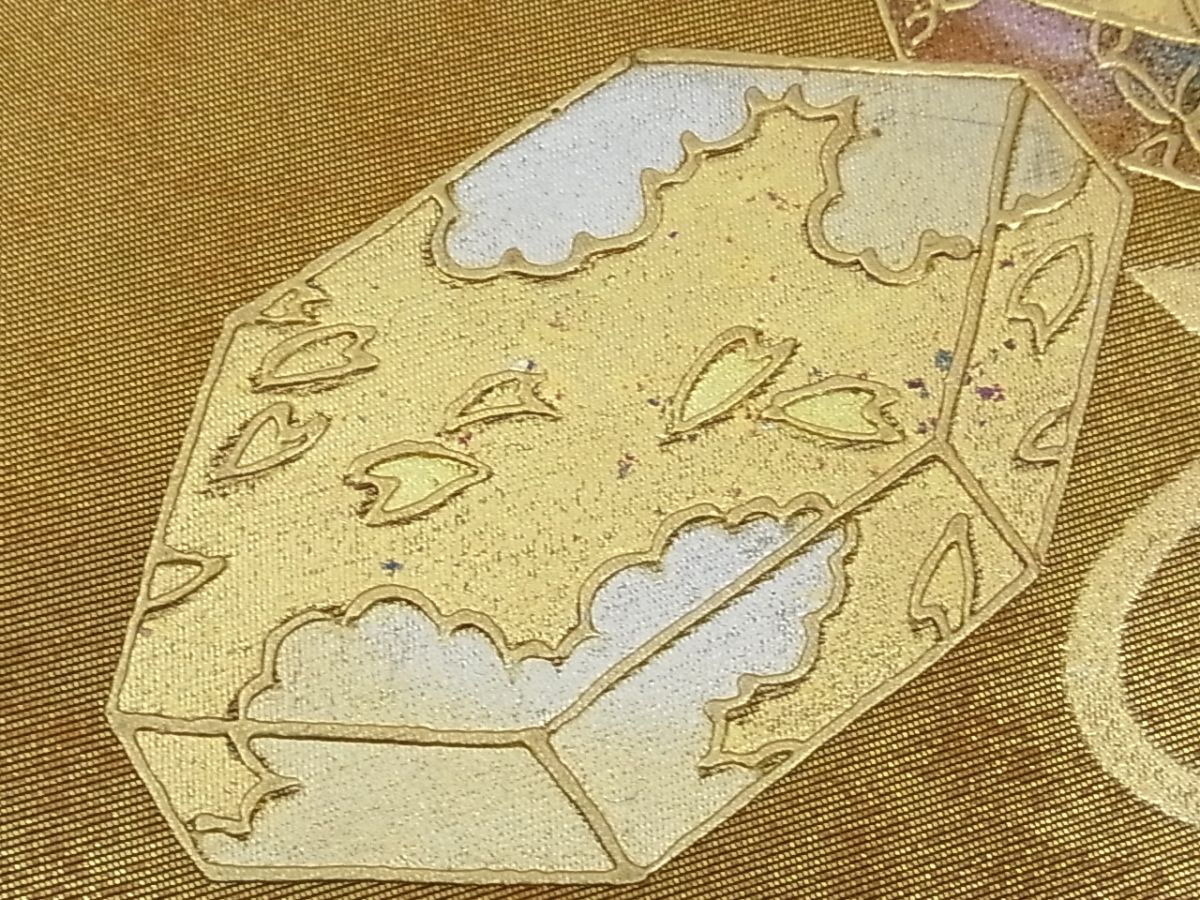 eふれんず◇【金彩の魔術師 伝統工芸士 堀省平】太鼓柄袋帯 貝 eふれんず◇【金彩の魔術師 伝統工芸士 堀省平】太鼓柄袋帯 貝