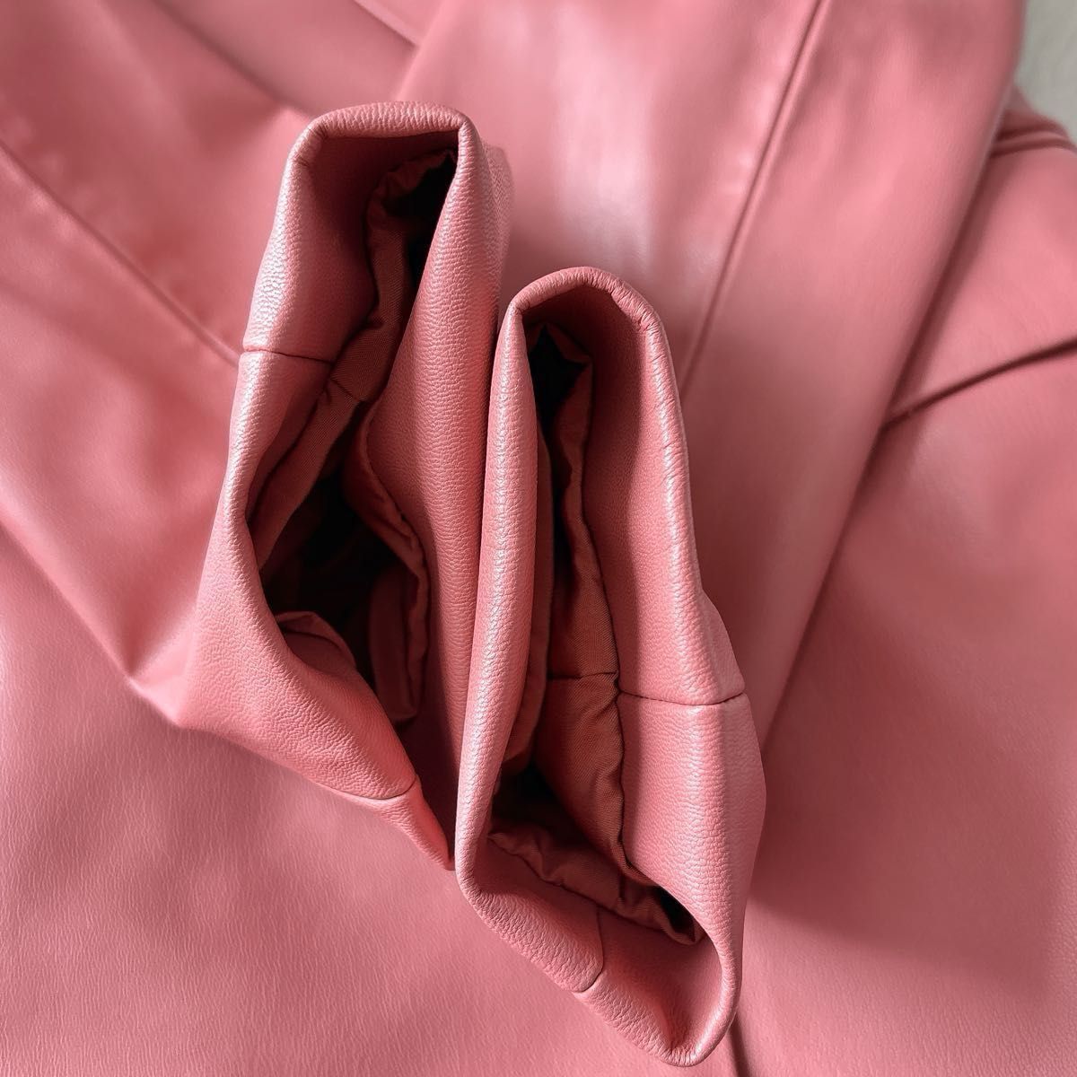 美品】ZARA エコレザー ダブルブレスト ザラ ブレザー 美品】ZARA エコレザー ダブルブレスト ザラ ブレザー