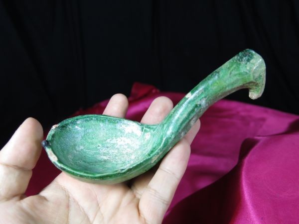 話題の人気 遺跡発掘品 漢~遼時代 緑釉匙 中国 陶器(遣唐使時代 副葬品 唐