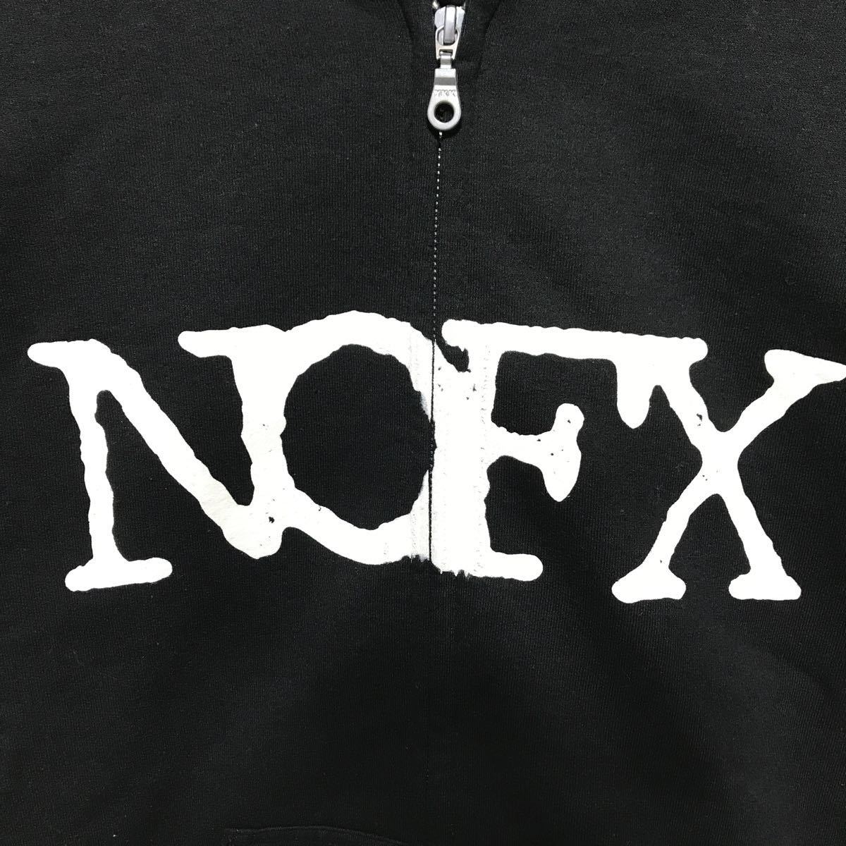 [ быстрое решение б/у одежда ]NOFX/no-ef X /PUNK SKULL ZIP-UP HOODED/ Zip Parker /f- dead / тренировочный / обратная сторона ворсистый / Logo /GILDAN(giru Dan ) производства /S