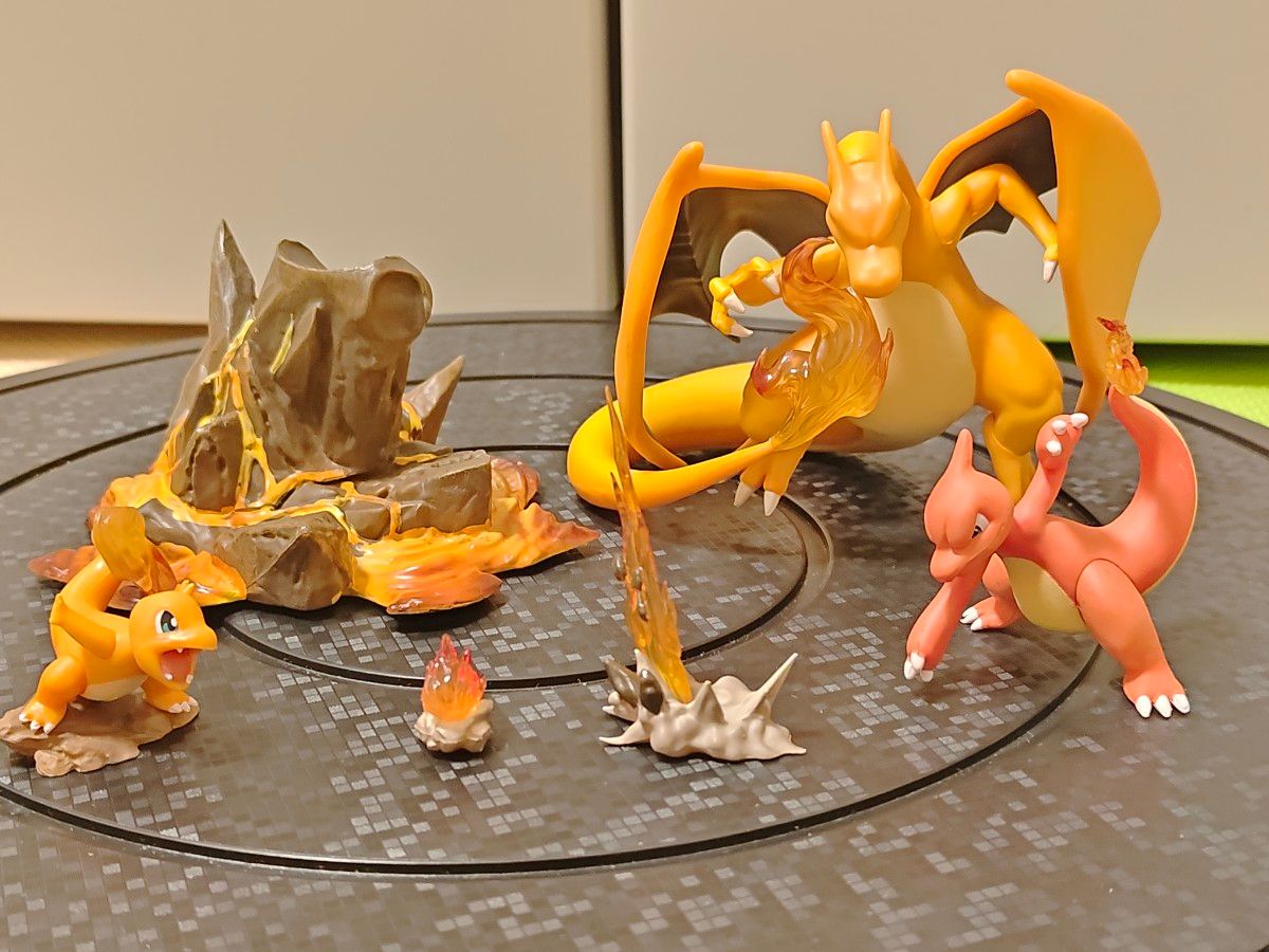 ポケモン3D進化図鑑 ヒトカゲ リザード リザードン 1/20 ポケモン3D進化図鑑 ヒトカゲ リザード リザードン 1/20