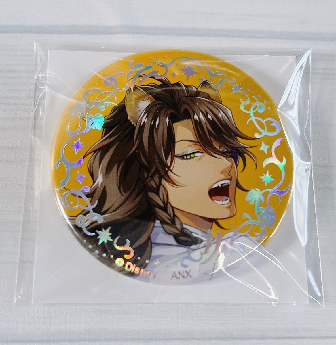 ツイステ レオナ プラチナジャケット オーロラ箔缶バッジ|Yahoo ツイステ レオナ プラチナジャケット オーロラ箔缶バッジ|Yahoo