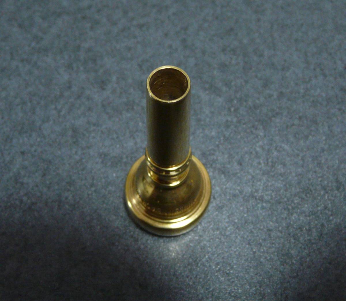 VINCENT BACH 10-1/2CFL SHORT SHANK GP MINT! | www.med-vesta.ru