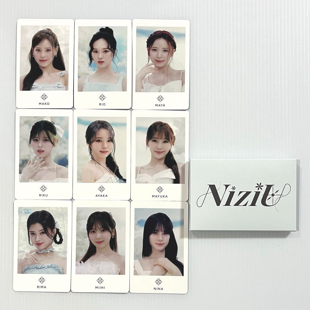 NiziU フォトカードセットB(全メンバー9枚入り)Live with U NiziU フォトカードセットB(全メンバー9枚入り)Live with U