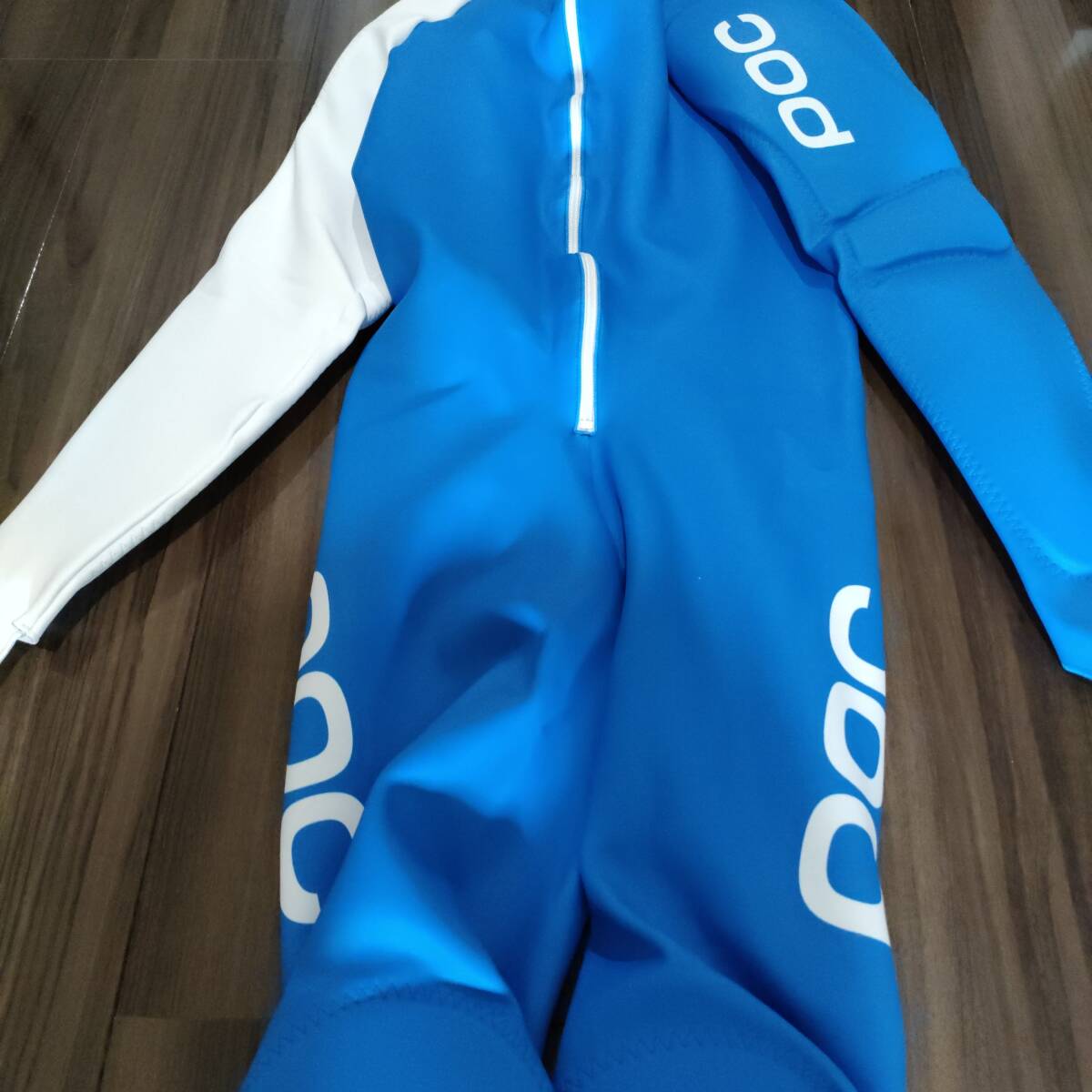 新品・未使用品 限定1着 POC ダウンヒル アルペンスキー 新品・未使用品 限定1着 POC ダウンヒル アルペンスキー