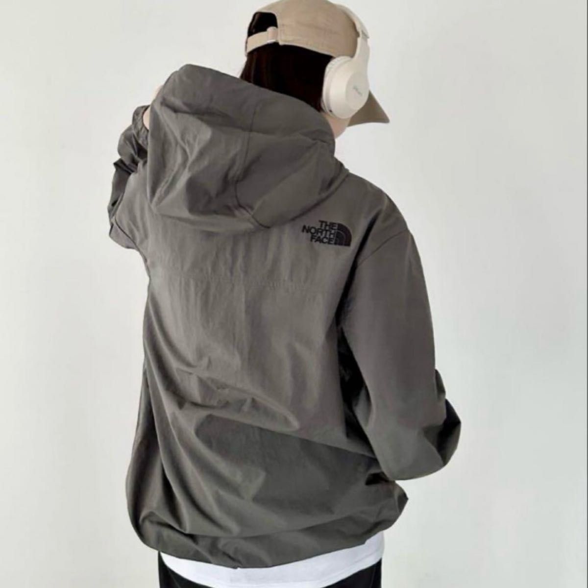 ノースフェイス オレマフードジャケット チャコールグレー L ノースフェイス オレマフードジャケット チャコールグレー L