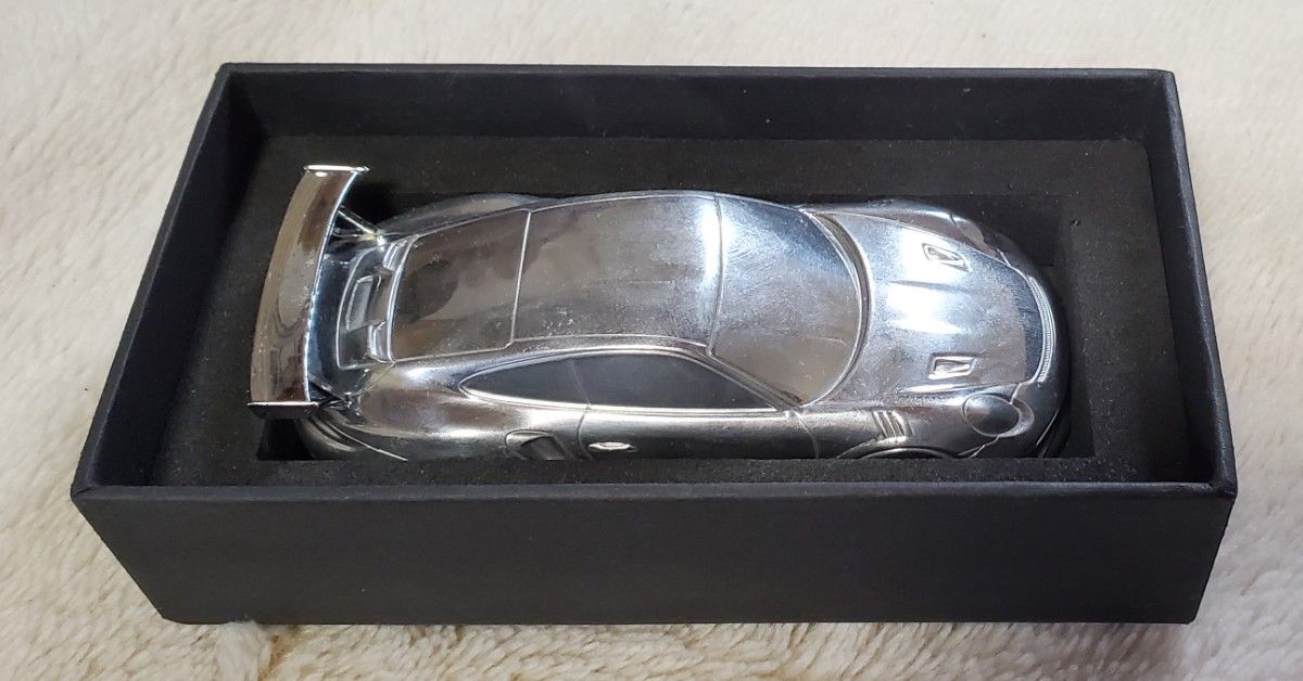 新品!ポルシェ 911 GT2RS ペーパーウエイト ポルシェ 911 GT2RS ペーパーウェイト ミニカー Porsche (値引き
