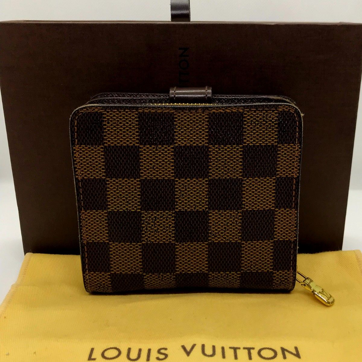 LOUIS VUITTON ルイヴィトン M61668 コンパクト・ジップ ダミエ LOUIS VUITTON ルイヴィトン M61668 コンパクト・ジップ ダミエ